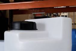 Емкость дозировочная 200 л с резьбовой крышкой под плотность вещества до 1.0 г/см3, белый